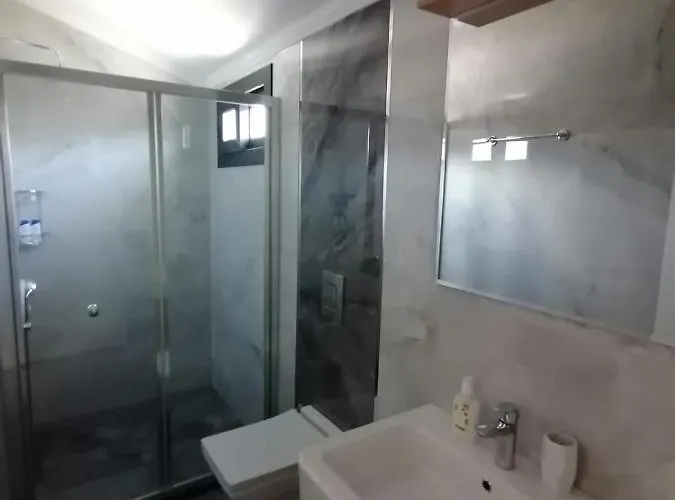 Sofya Lägenhetshotell 4*