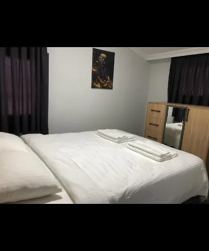 Sofya Lägenhetshotell 4*